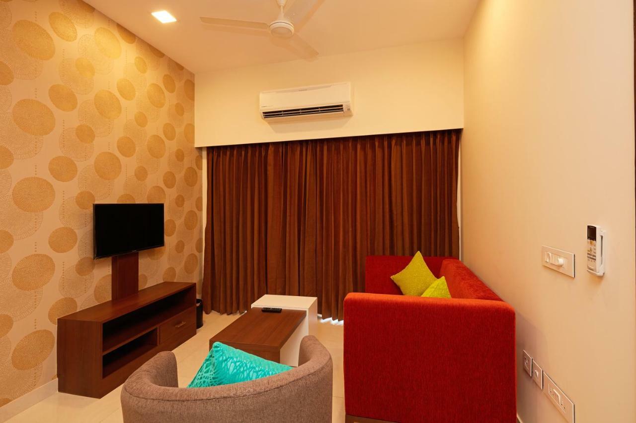 Hotel Kamar Residences And Banquets Chennai Extérieur photo