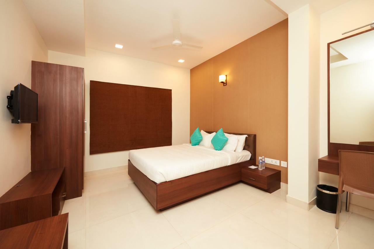 Hotel Kamar Residences And Banquets Chennai Extérieur photo